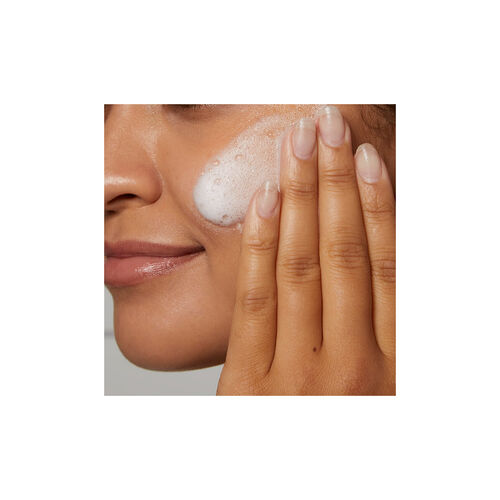 Hydrating Cream-to-Foam Cleanser - &Phi;&rho;&omicron;&nu;&tau;ί&delta;&alpha; &Pi;&rho;&omicron;&sigma;ώ&pi;&omicron;&upsilon; | LDBPartnerShop